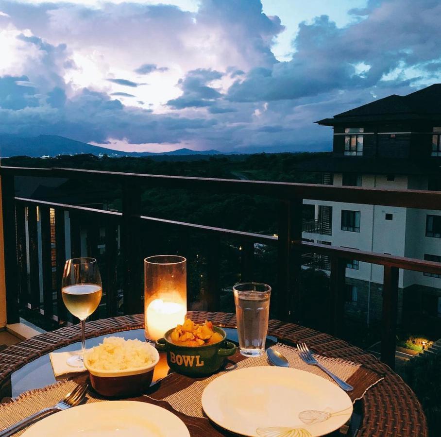 Anvaya Cove Penthouse Unit 10-2 Br. Apartman Morong  Kültér fotó