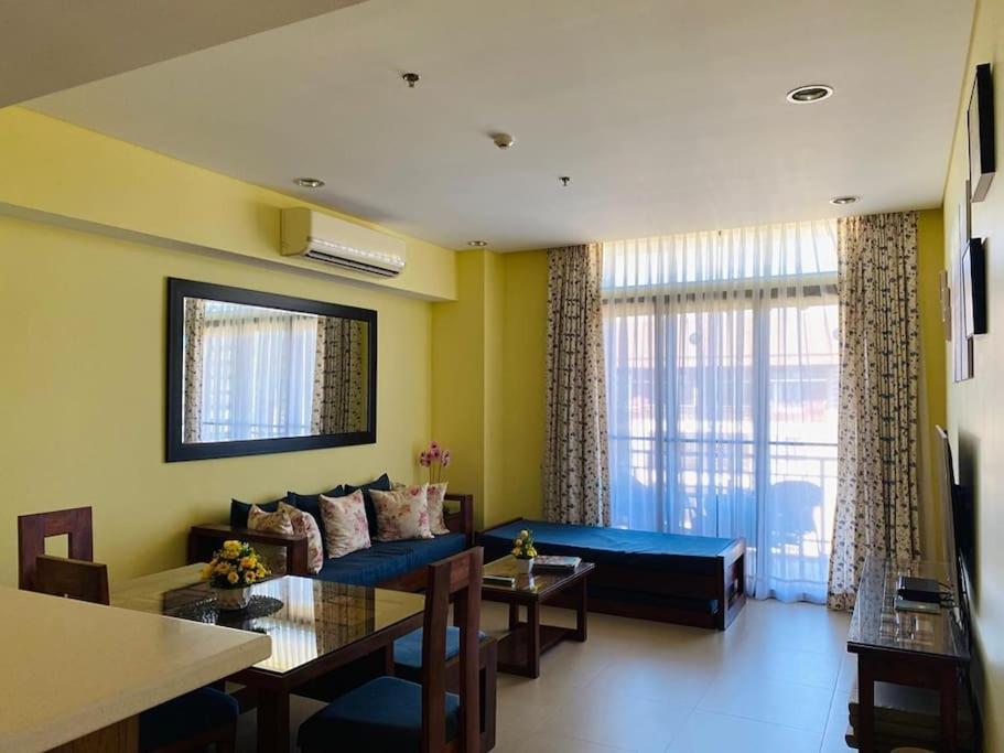 Anvaya Cove Penthouse Unit 10-2 Br. Apartman Morong  Kültér fotó